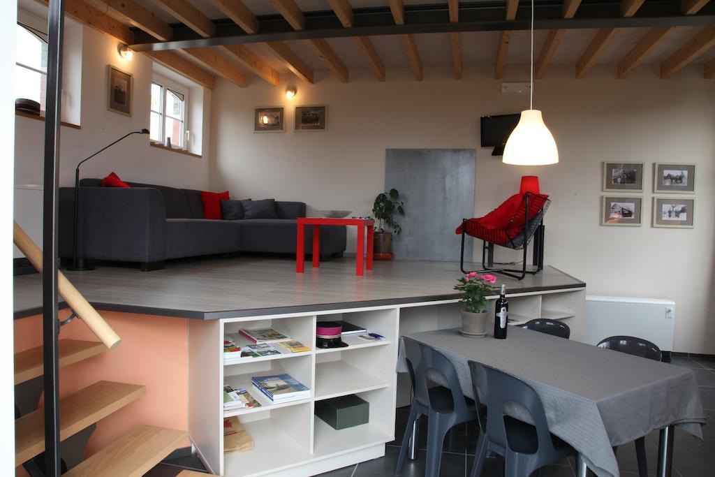 Station Racour Villa Landen Стая снимка